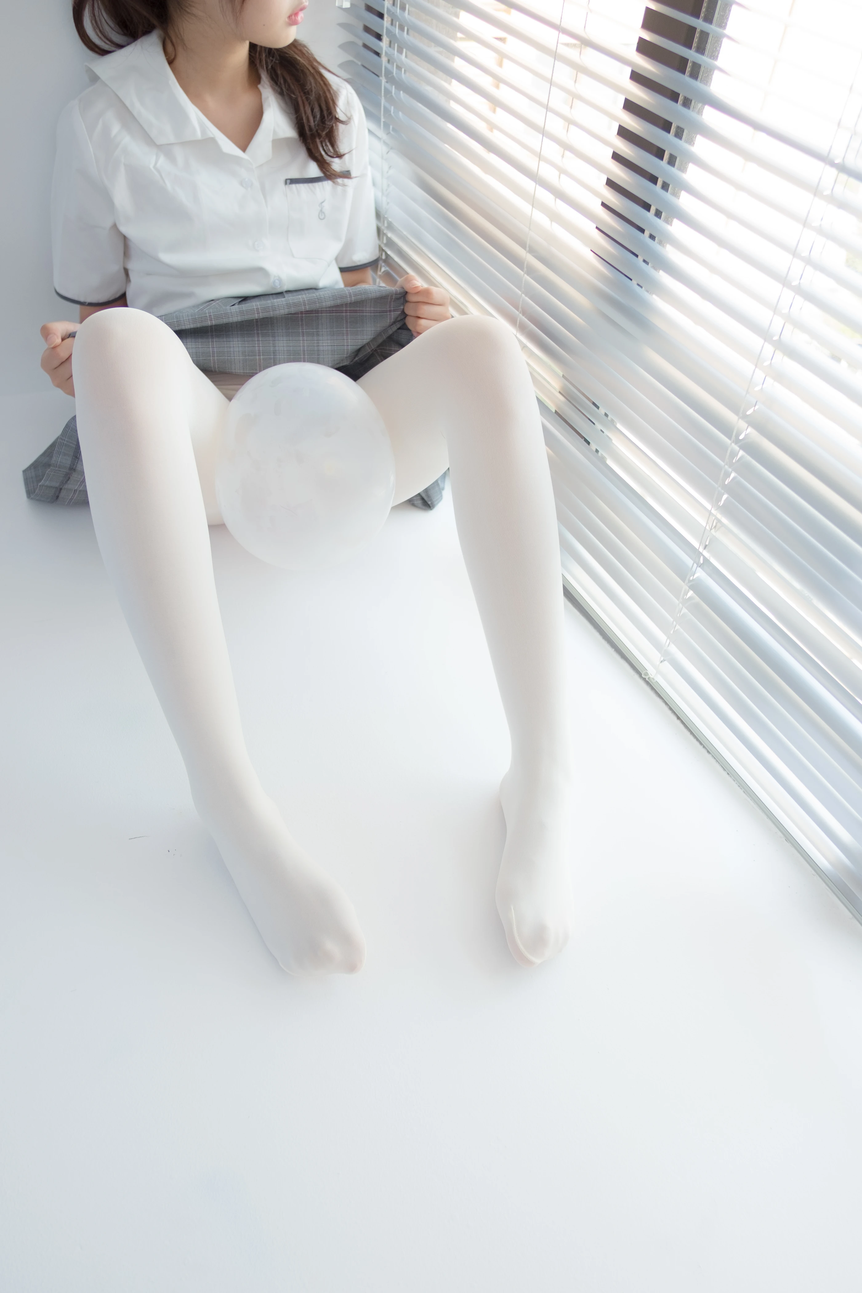 森萝财团 R15-028 [96P]插图